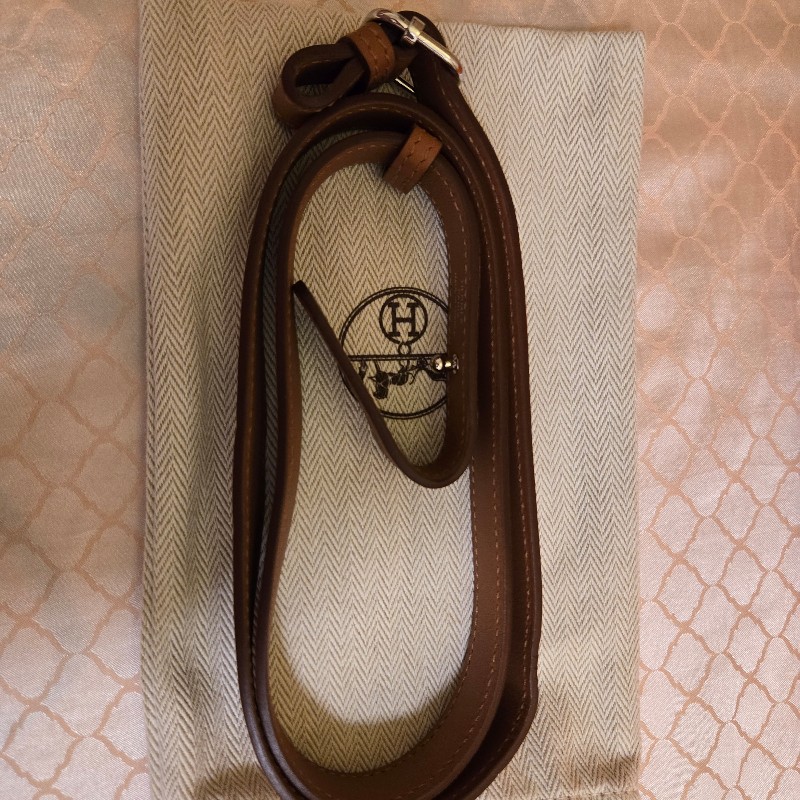 Hermes in the loop belt bag-17