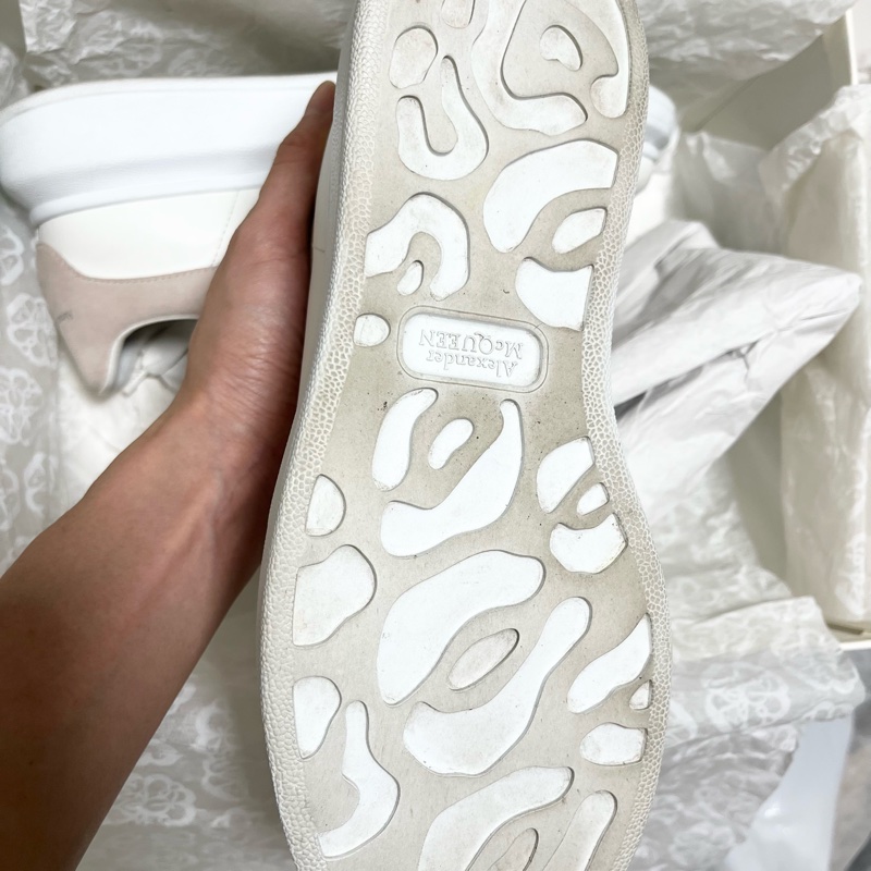 Alexander McQueen 麥坤經典白鞋 配淡粉色-13