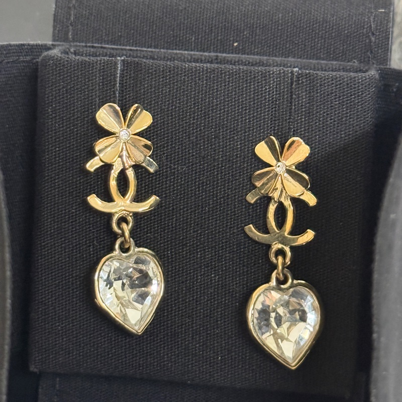 Chanel香奈兒愛心四葉草水晶耳環-0