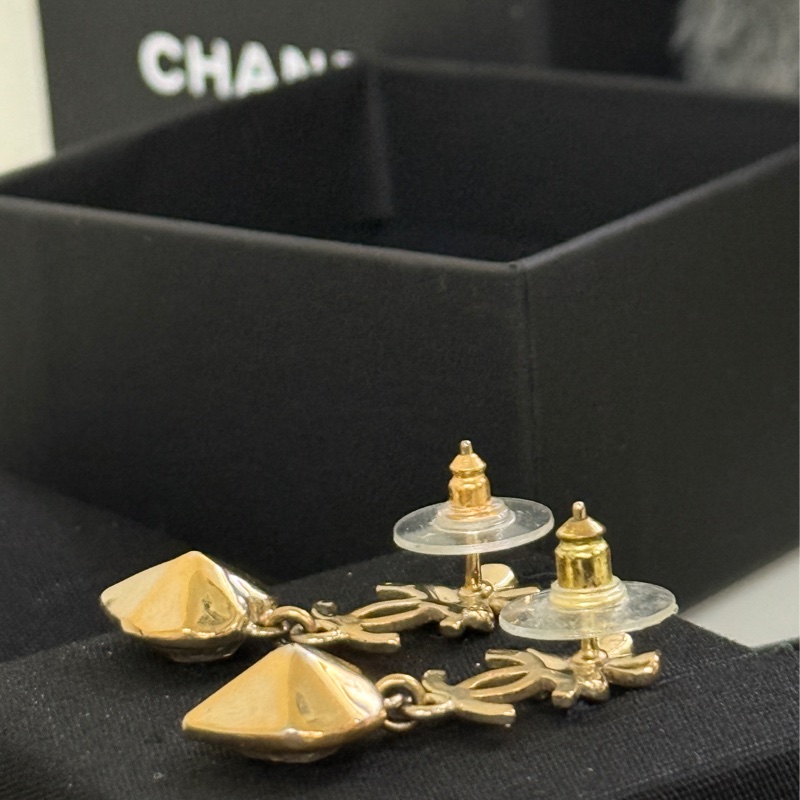 Chanel香奈兒愛心四葉草水晶耳環-2