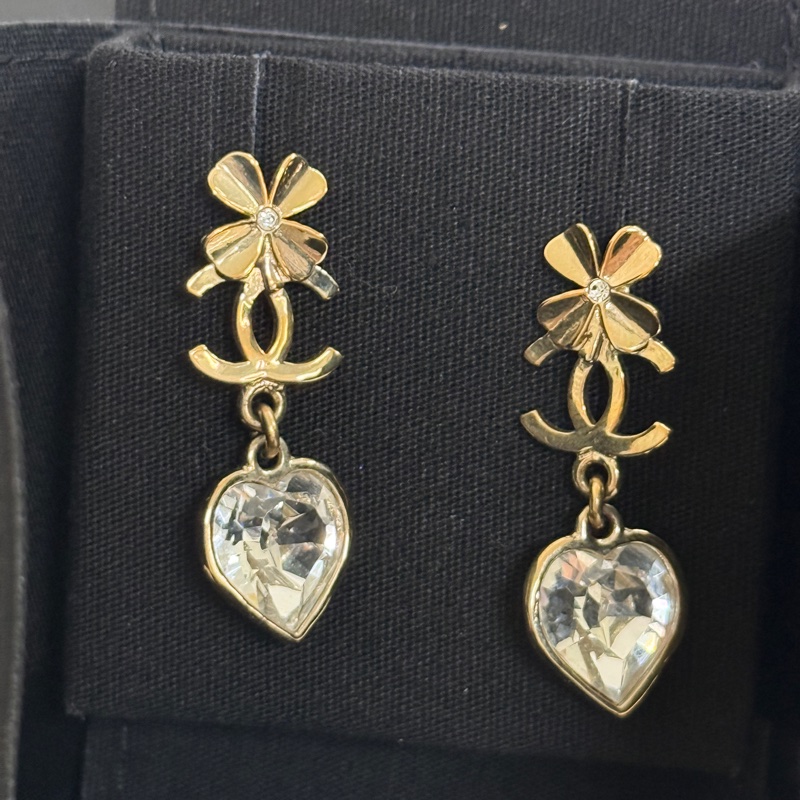 Chanel香奈兒愛心四葉草水晶耳環-3