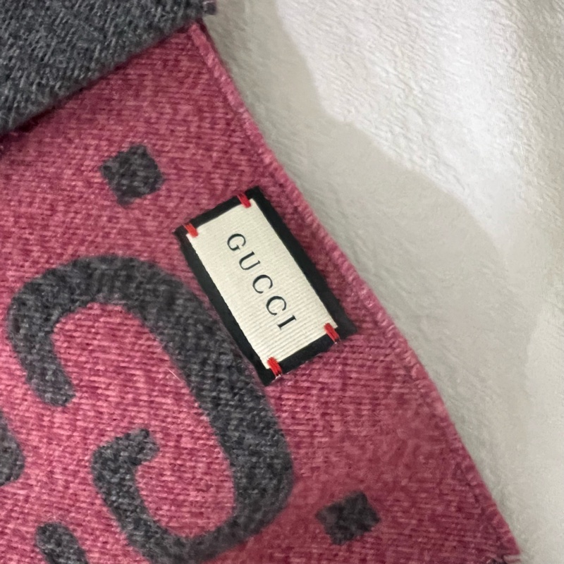 ෆ Gucci灰粉色雙面圍巾-12