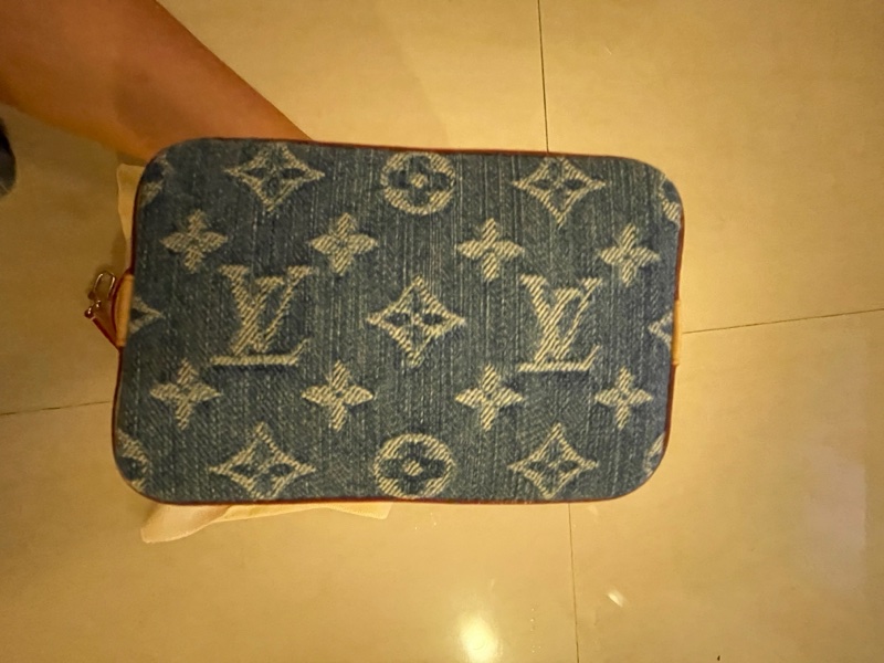 Louis Vuitton 深藍牛仔水桶包-4