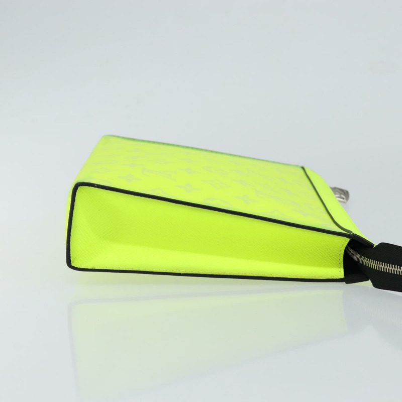 【日本直送】路易威登 Monogram 霓虹色 Pochette Voyage MM 手袋 M30946 LV 正品 148118-2