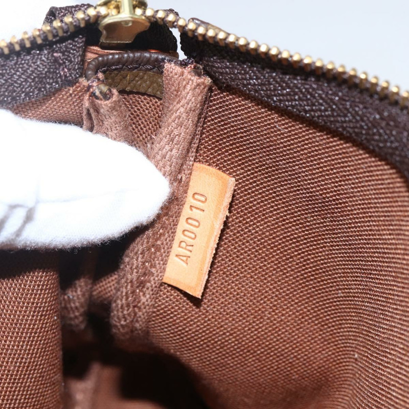 【日本直送】路易威登 Monogram 手拿包配件袋 M51980 LV 正品 149358-10