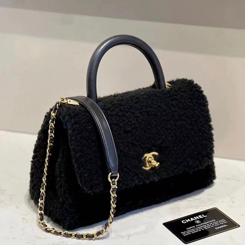 香奈兒Chanel coco handle24小號 黑色毛毛金釦限量鏈條小包 handle 極新-0