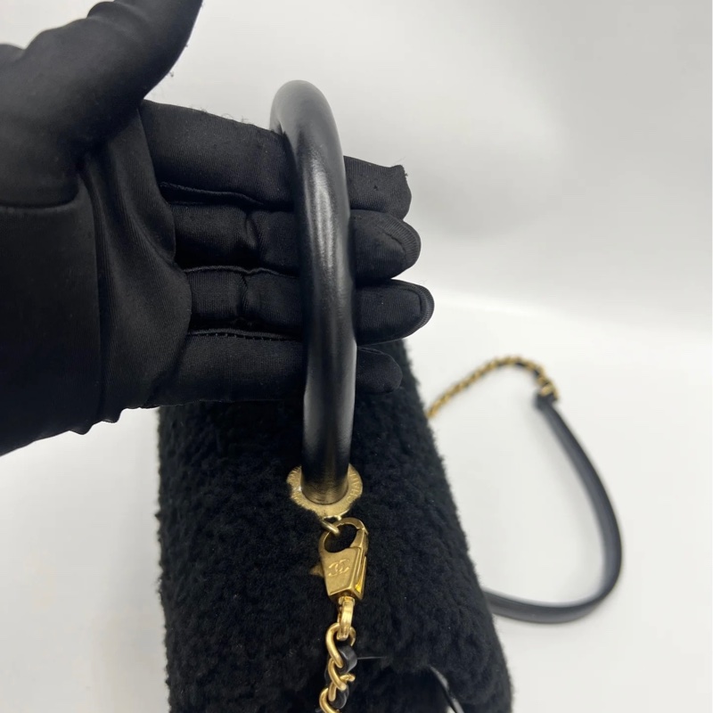 香奈兒Chanel coco handle24小號 黑色毛毛金釦限量鏈條小包 handle 極新-6