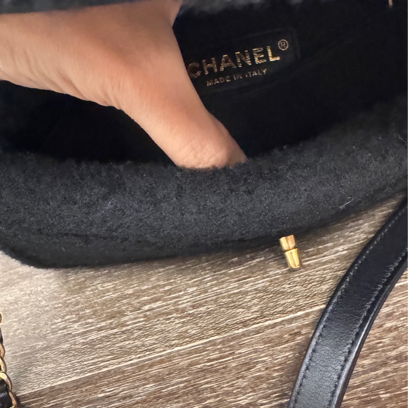 香奈兒Chanel coco handle24小號 黑色毛毛金釦限量鏈條小包 handle 極新-8