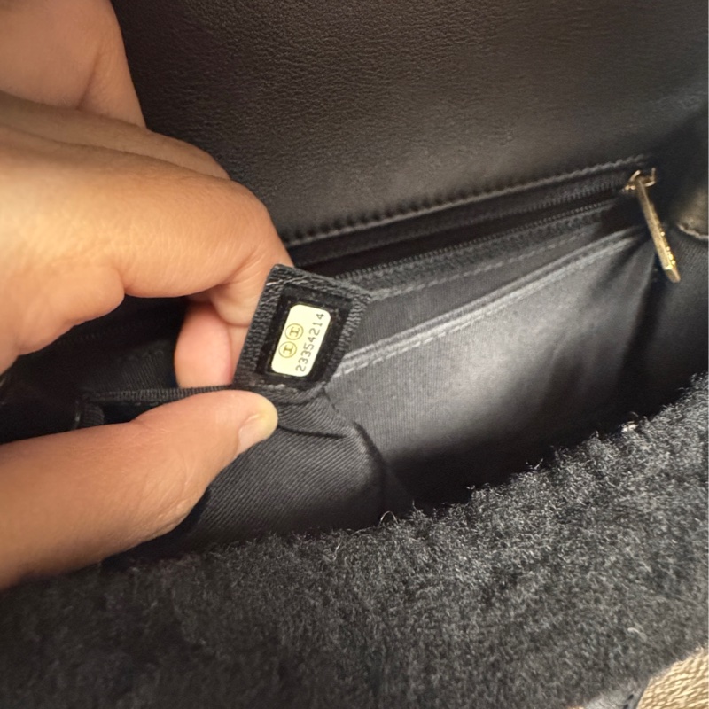 香奈兒Chanel coco handle24小號 黑色毛毛金釦限量鏈條小包 handle 極新-10