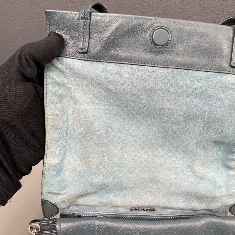 Prada 霧霾藍全皮鉚釘 肩背包斜背包-23