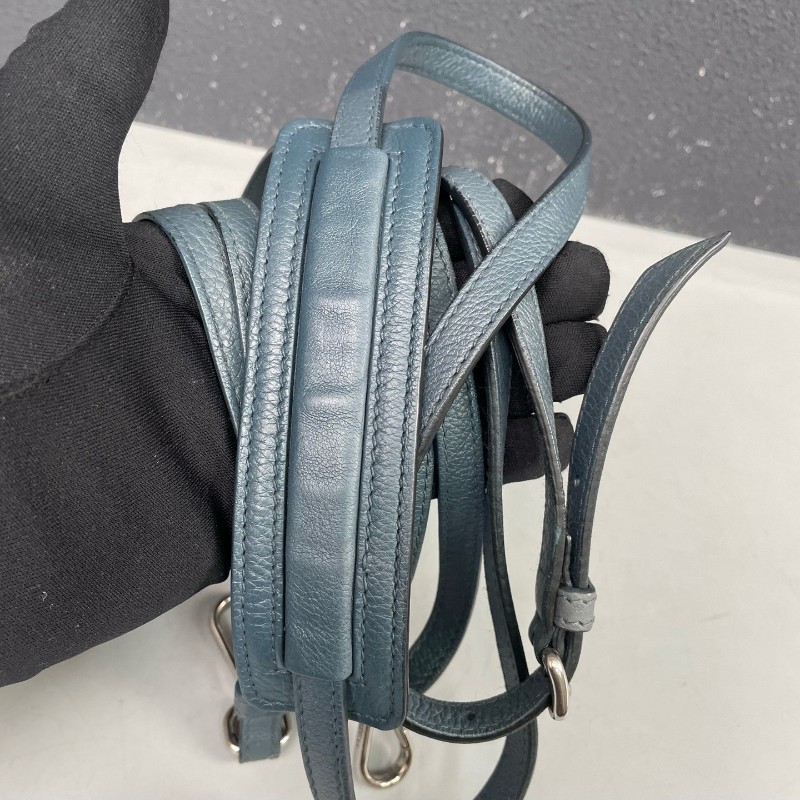 Prada 霧霾藍全皮鉚釘 肩背包斜背包-26