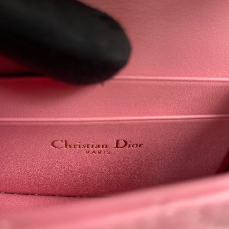Dior 粉色全皮金扣miss Caro超迷你鏈條包-18