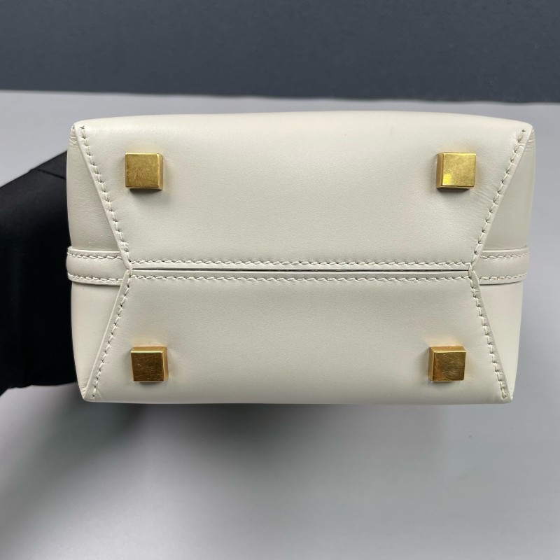 YSL白金全皮LE 37迷你水桶包-11