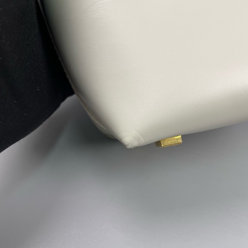 YSL白金全皮LE 37迷你水桶包-26