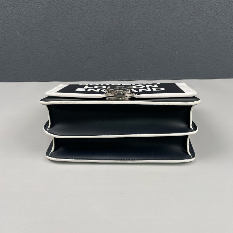 Burberry印花鏈條單肩斜挎拼色翻蓋郵差包-4