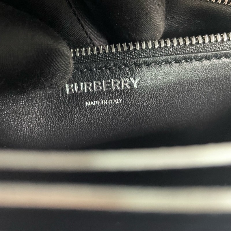 Burberry印花鏈條單肩斜挎拼色翻蓋郵差包-19