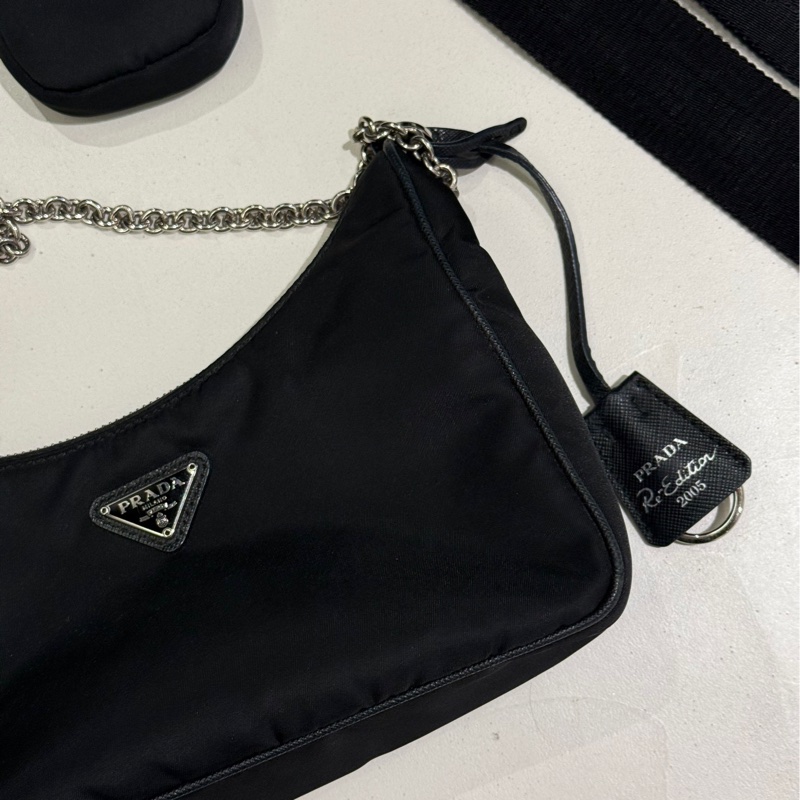 Prada 三合一包 九成新 閑置品-5