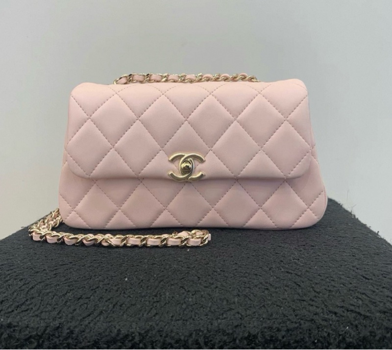 閒置新 CHANEL香奈兒 25S 菱格紋皮穿鏈金扣 肩帶 斜挎單肩包 女款 粉色 鐳射款 底長19-0