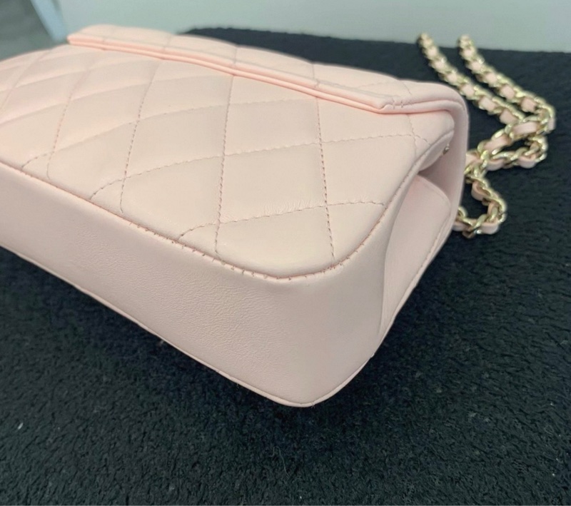 閒置新 CHANEL香奈兒 25S 菱格紋皮穿鏈金扣 肩帶 斜挎單肩包 女款 粉色 鐳射款 底長19-7