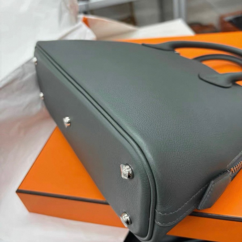 Hermes Y7颶風藍 Bolide25，U刻，evercolor，包身五金膜都在，閒置新成色-7