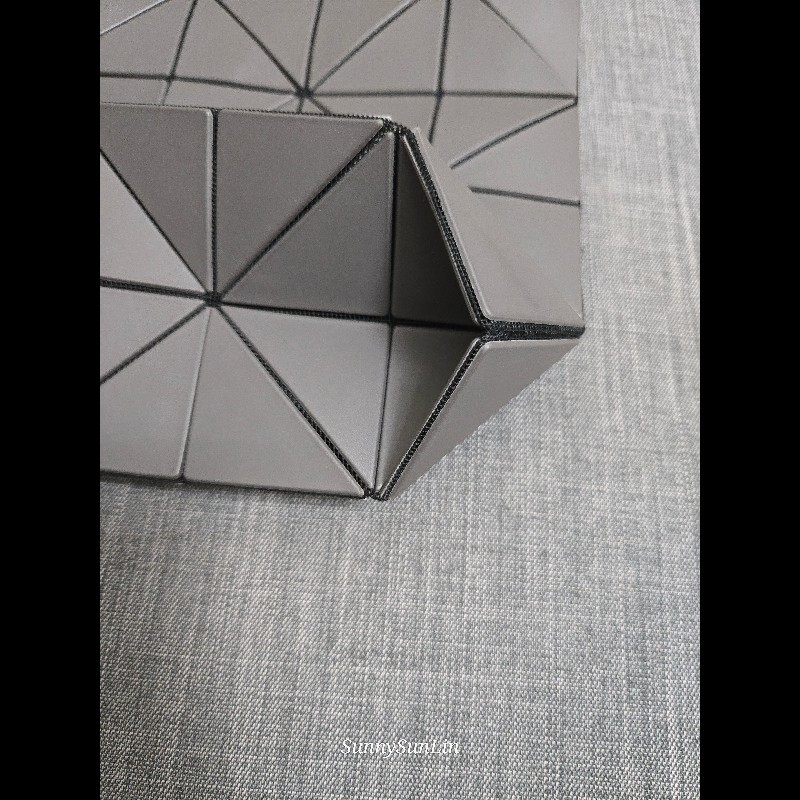 ISSEY MIYAKE 三宅一生BAOBAO 5x6 單肩斜背兩用包 炭灰色-12