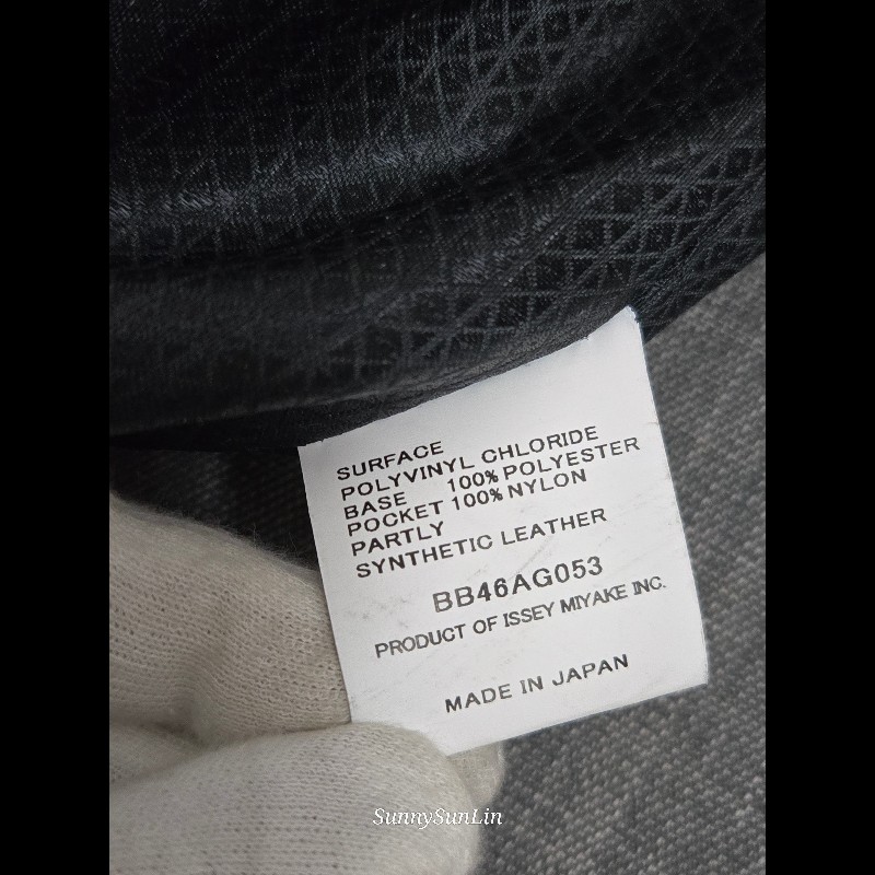 ISSEY MIYAKE 三宅一生BAOBAO 5x6 單肩斜背兩用包 炭灰色-36