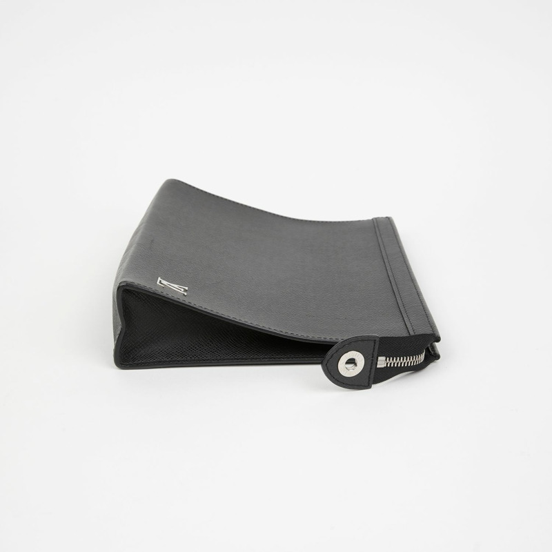 LOUIS VUITTON M30450 Pochette Voyage 手拿包-5