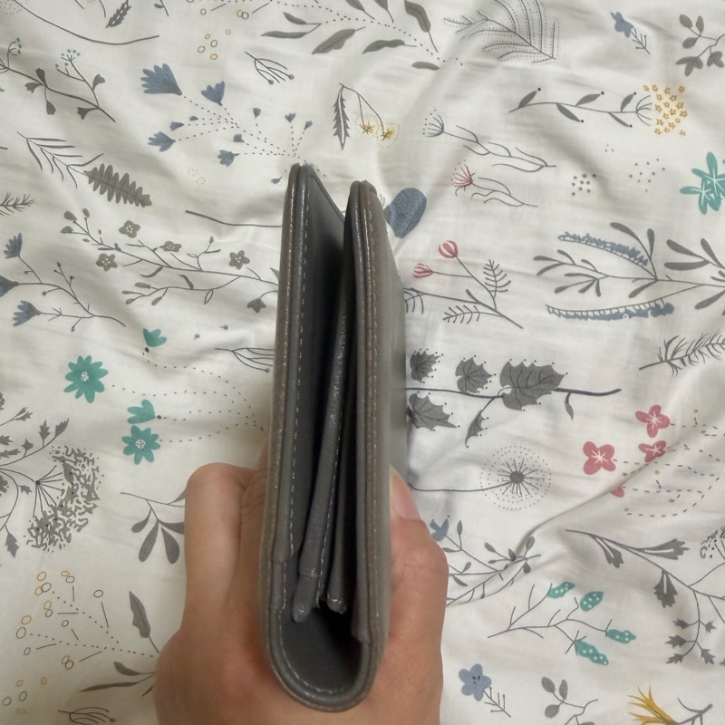 Chanel灰色對開長夾-13