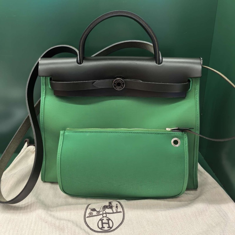 HERMES Herbag zip 31銀扣竹子綠拼黑皮-0