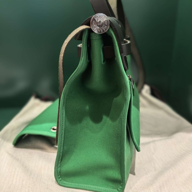 HERMES Herbag zip 31銀扣竹子綠拼黑皮-2