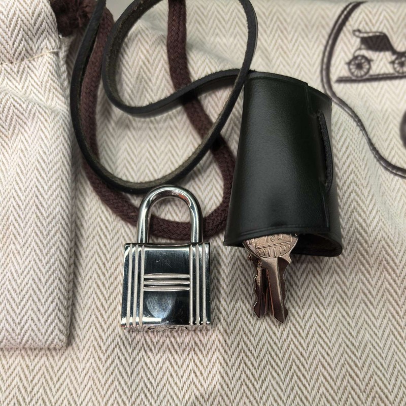 HERMES Herbag zip 31銀扣竹子綠拼黑皮-12