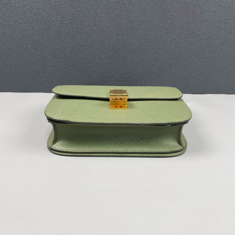 Celine 牙籤紋金扣中號box牛皮 斜背包-4