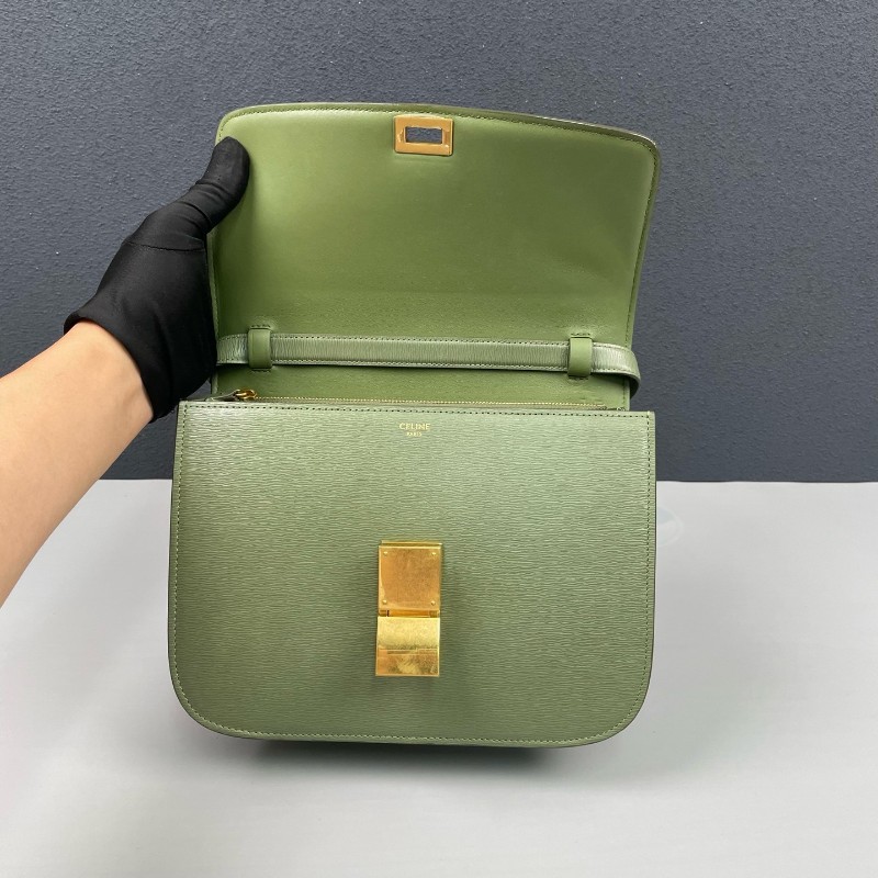 Celine 牙籤紋金扣中號box牛皮 斜背包-6