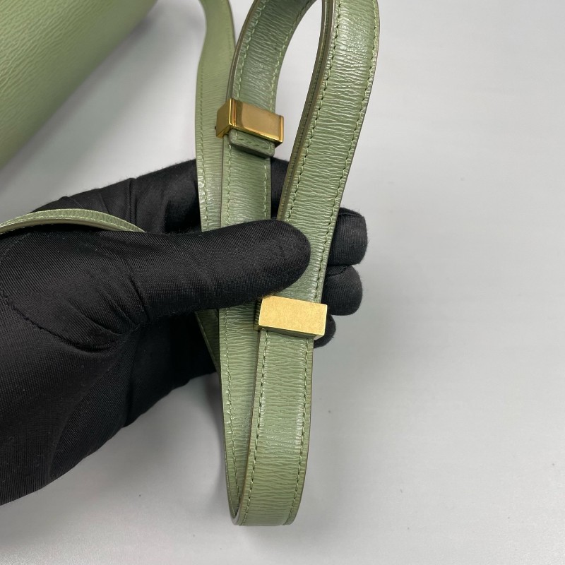 Celine 牙籤紋金扣中號box牛皮 斜背包-8