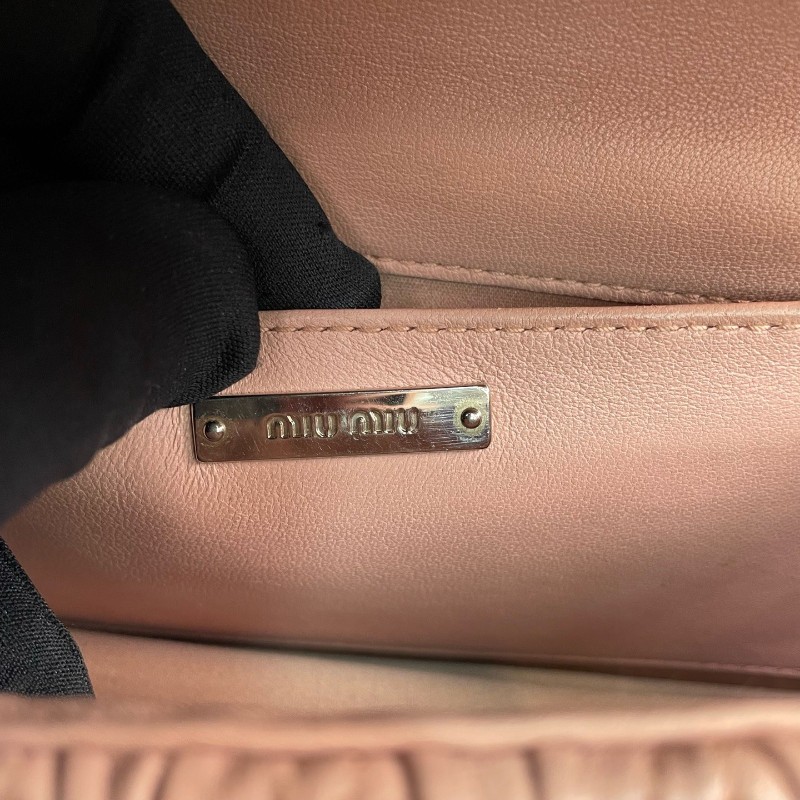 MiuMiu 粉色全皮皺褶手提包肩背包-23