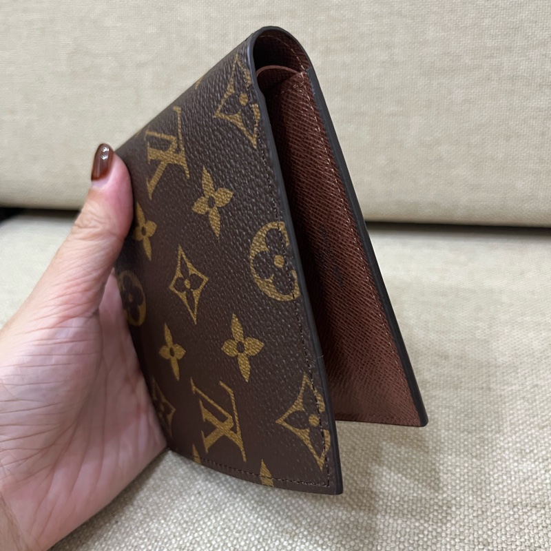 (全新) LV Marco M62288 短夾 錢包 含零錢收納-8