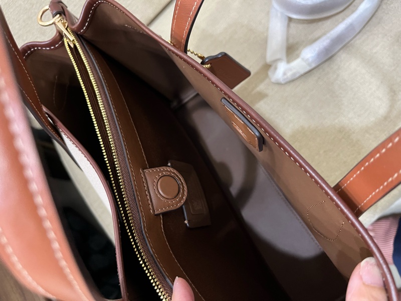 （全新）COACH HANNA CARRYALL 肩背包-5