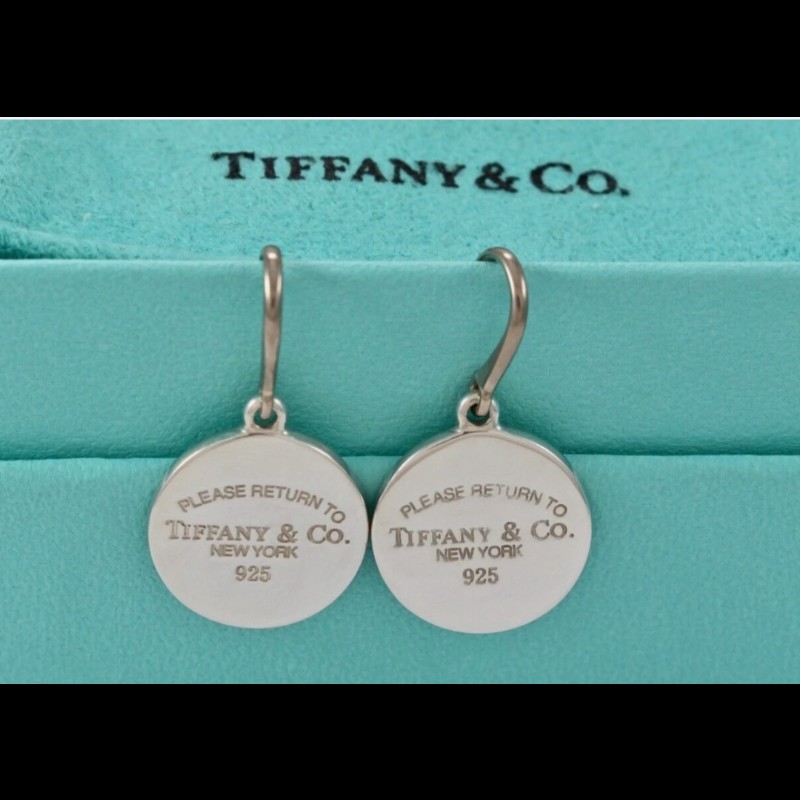 Tiffany & Co. 的Return to Tiffany心形吊飾耳環-9