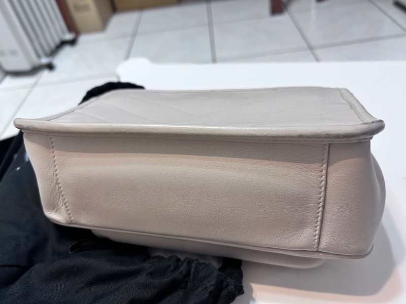 SAINT LAURENT 奶油白Niki D釦金鍊-3