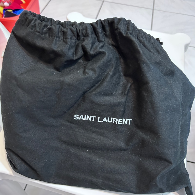 SAINT LAURENT 奶油白Niki D釦金鍊-4