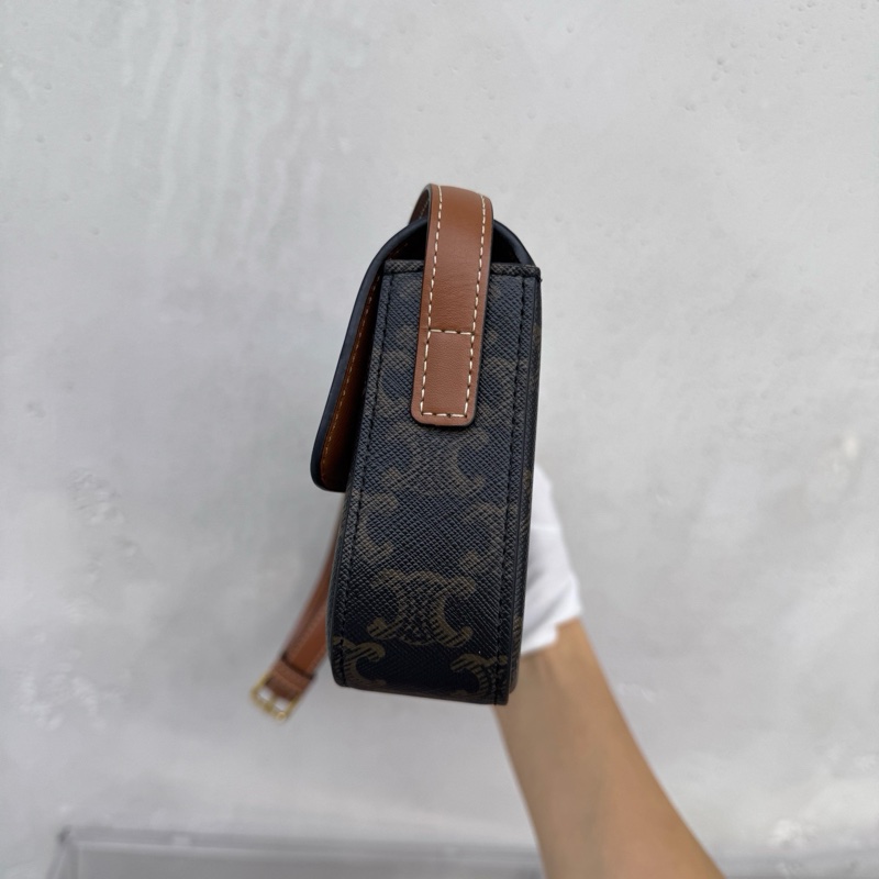 Celine凱旋門老花腋下包-8