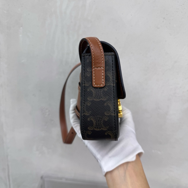 Celine凱旋門老花腋下包-9