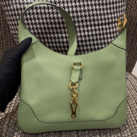 🌈Hermes💚Trim 24💚牛油果綠金扣💚99.5新🌈evercolor皮🌟