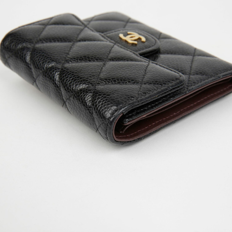 CHANEL 魚子醬紋經典雙折錢包 AP0231-9