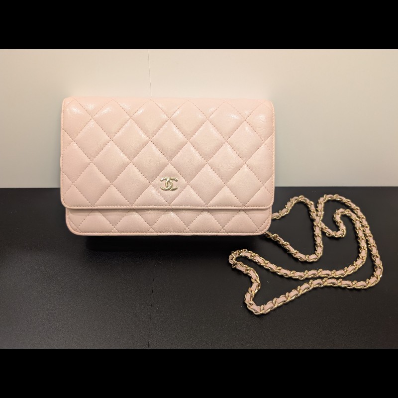 Chanel 稀有櫻花粉 小羊皮鏈條WOC 九成新-5