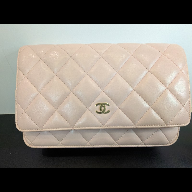 Chanel 稀有櫻花粉 小羊皮鏈條WOC 九成新-6