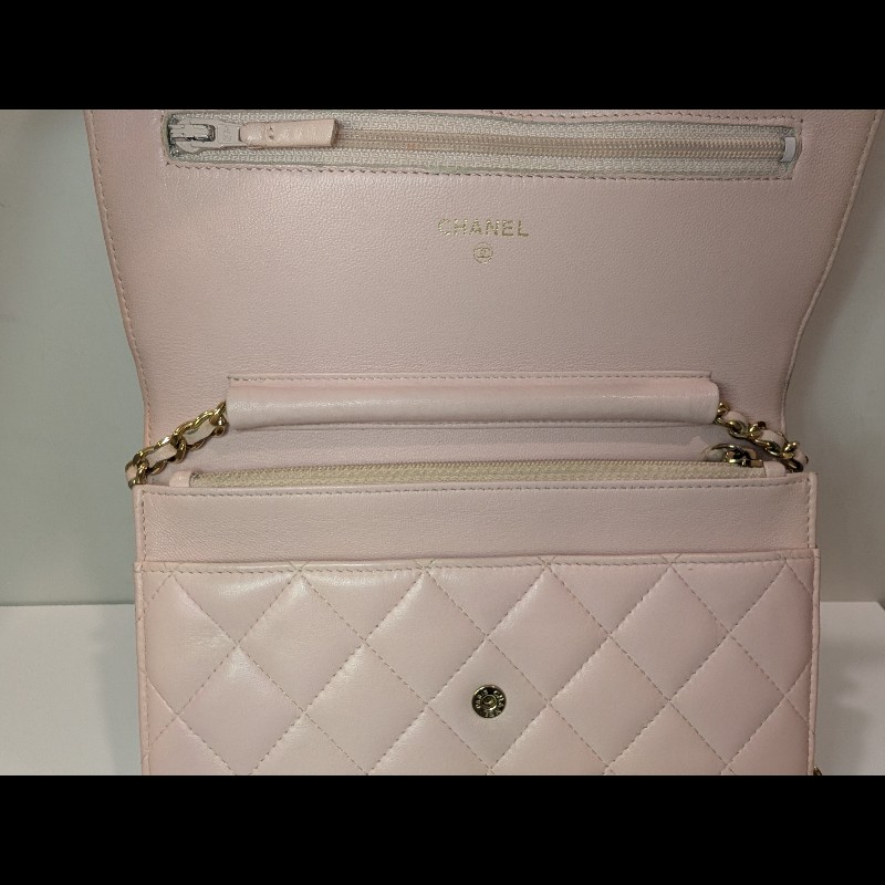 Chanel 稀有櫻花粉 小羊皮鏈條WOC 九成新-17