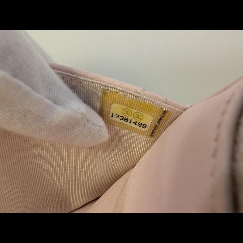 Chanel 稀有櫻花粉 小羊皮鏈條WOC 九成新-19