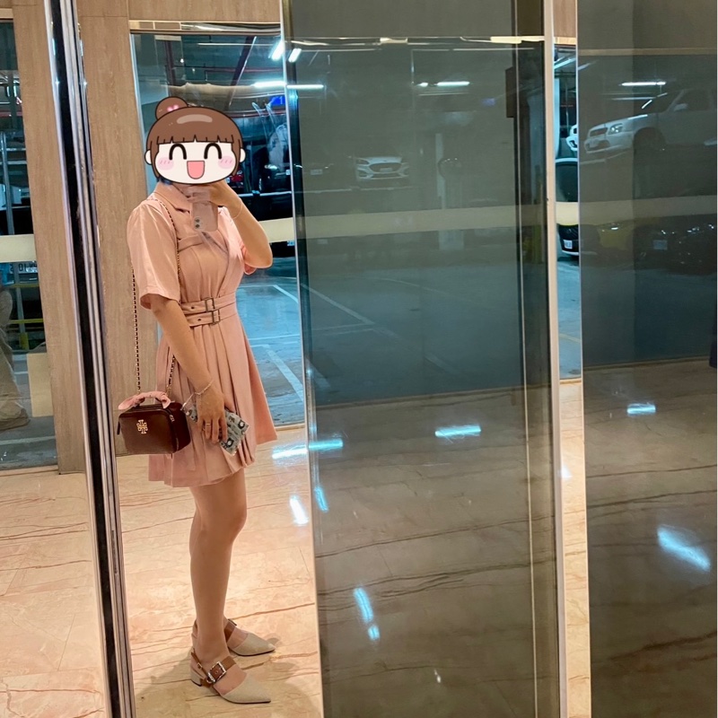 Tory Burch Britten 小盒子包 | 酒紅色霧金扣-4