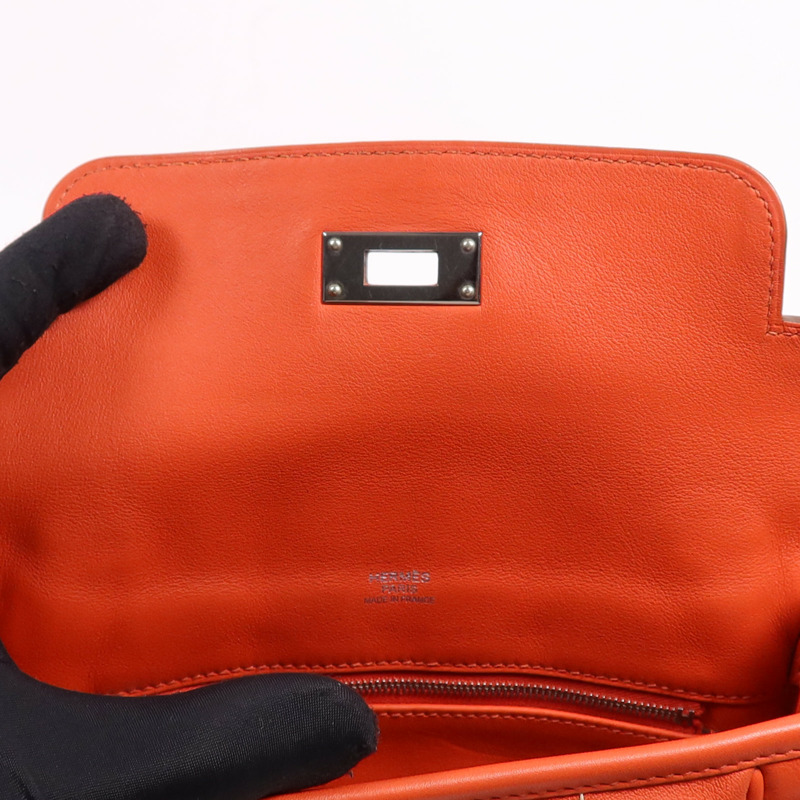 HERMES Swift皮革Berline 21 Mini銀扣肩背袋Rouge Casaque-13